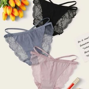 NWT 3 panties pack 🩲